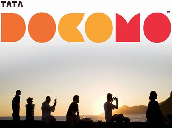 Тата групп. Футболка docomo. Groups settled.